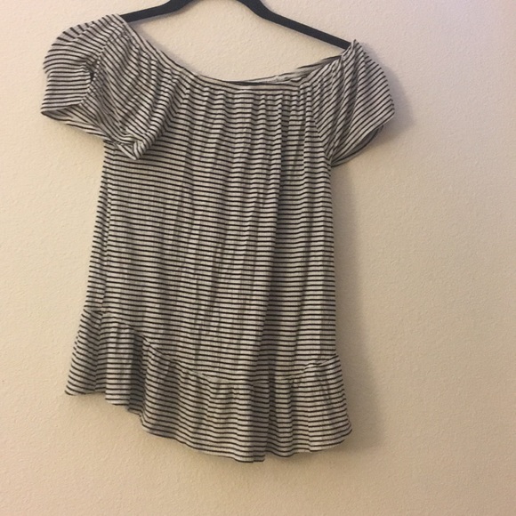 Kids Striped off the shoulder top - Picture 3 of 5